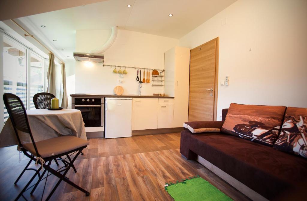 Apartments Soca Кобарид Экстерьер фото